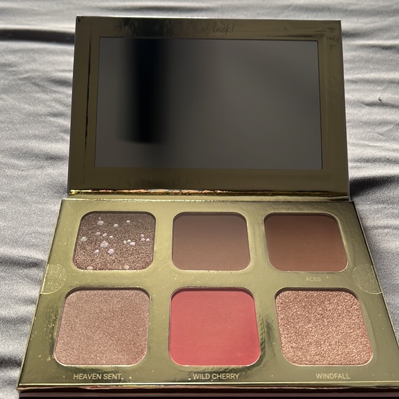 Lucky Glow Bronze & Highlight Palette Vol II - Picture 3 of 3